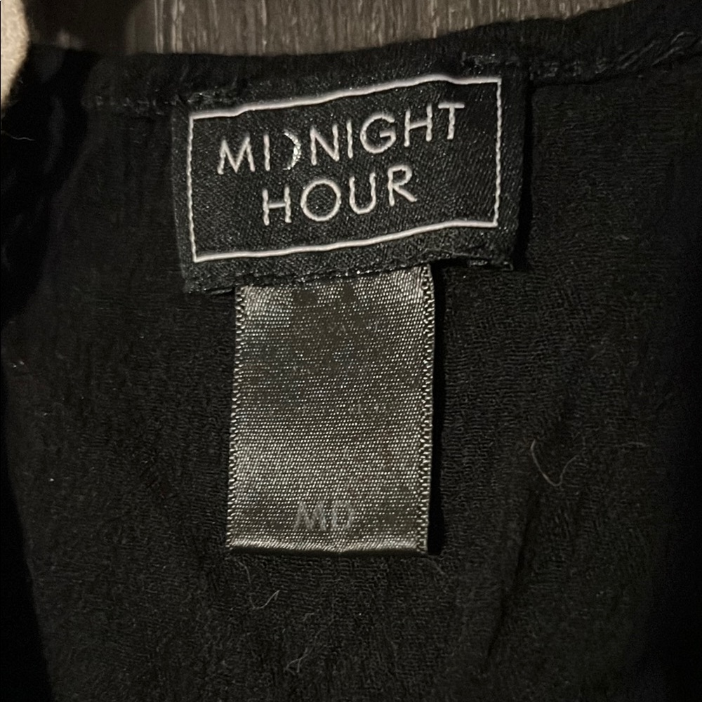 Midnight Hour Black Top with Cream Skull Detail - Picture 2 of 4